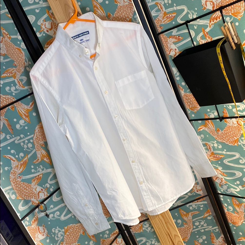 Men’s Basic White Button Down
